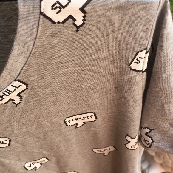 NWT Forever 21 Plus Size T Shirt 1 X - Picture 2 of 3